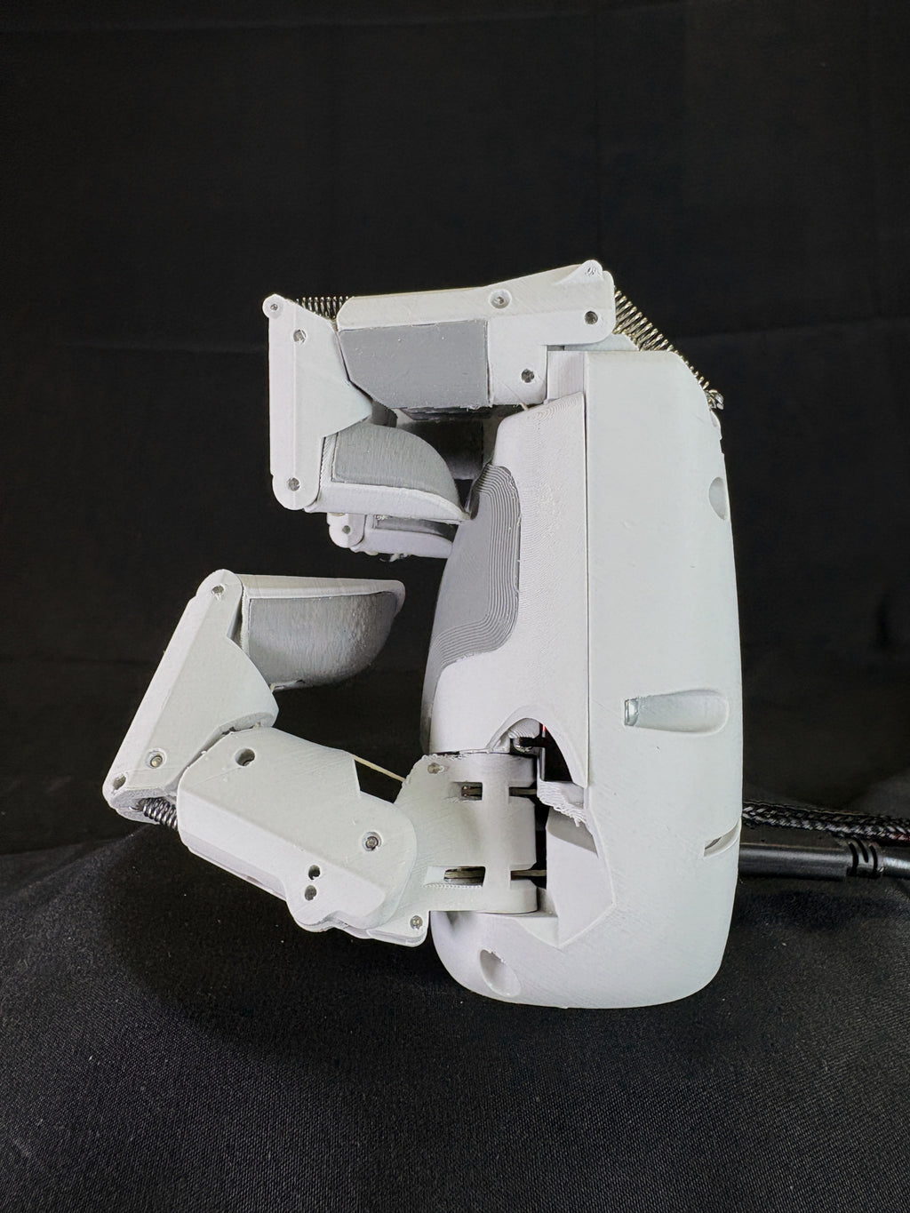 Aero Hand Open - Assembled